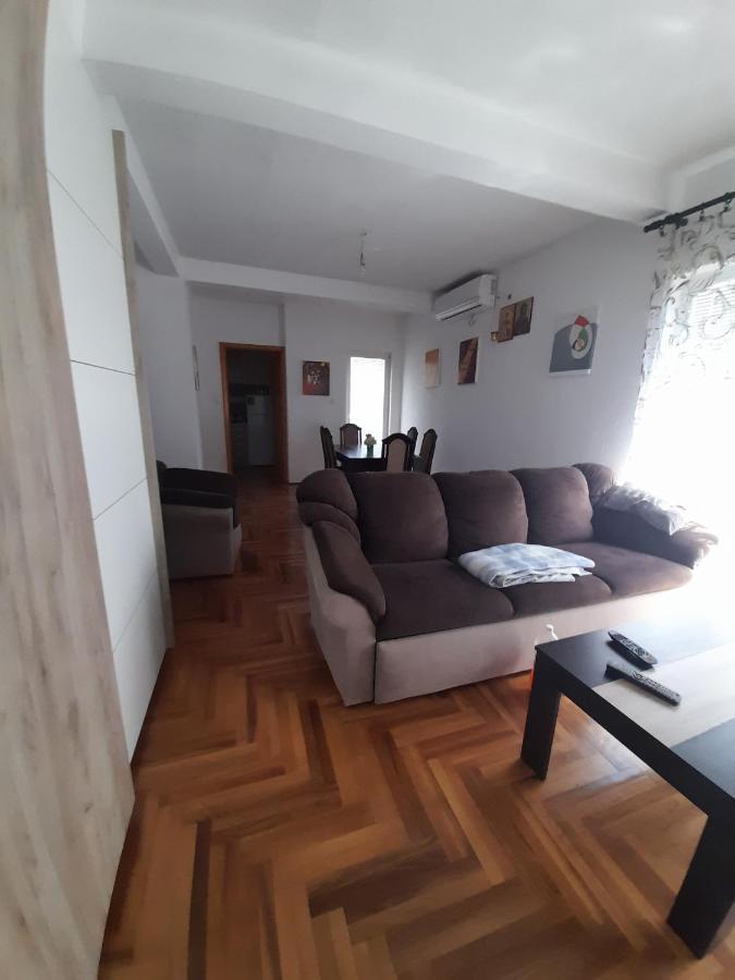 Apartman Boki 特雷比涅 外观 照片